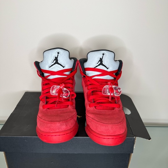 Jordan gym red suede 5s - Picture 2 of 2